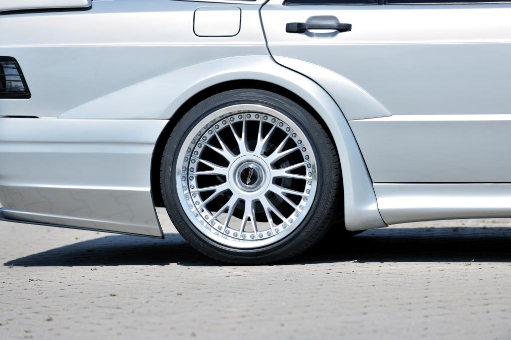 /var/www/rieger-event.de/images/gallery/Mercedes 190 W201